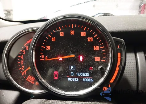 2018 Mini Hardtop Cooper/Oxford Edition z USA, uszkodzony, nr VIN WMWXP5C58J2G62378